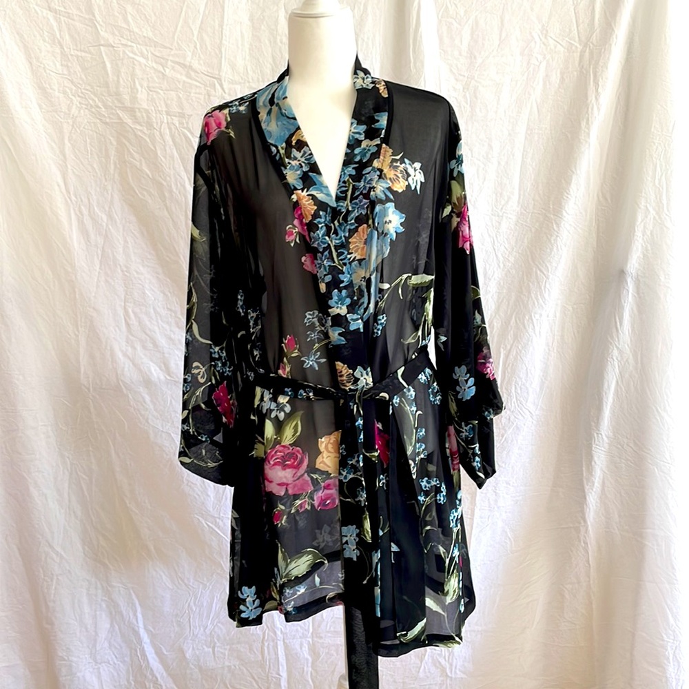 Rachel Zoe Black Floral Robe